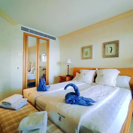 El Nautico Suites, The Beachfront Paradise * 산미겔데아보나