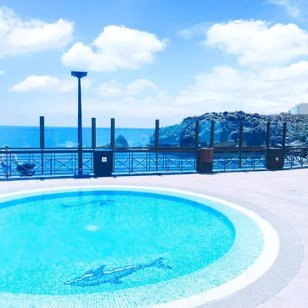 아파트 El Nautico Suites, The Beachfront Paradise 산미겔데아보나